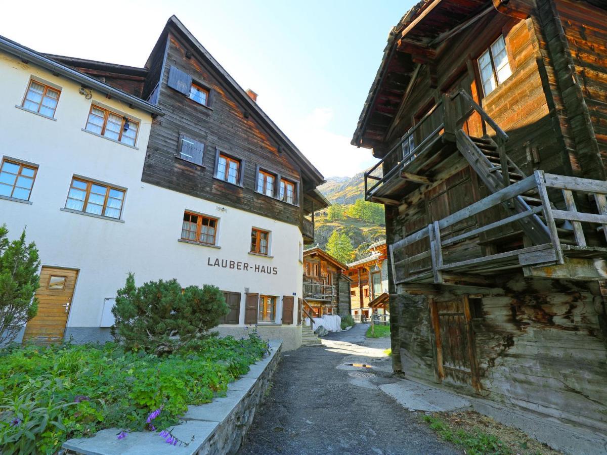 Apartment Lauberhaus Zermatt Bagian luar foto