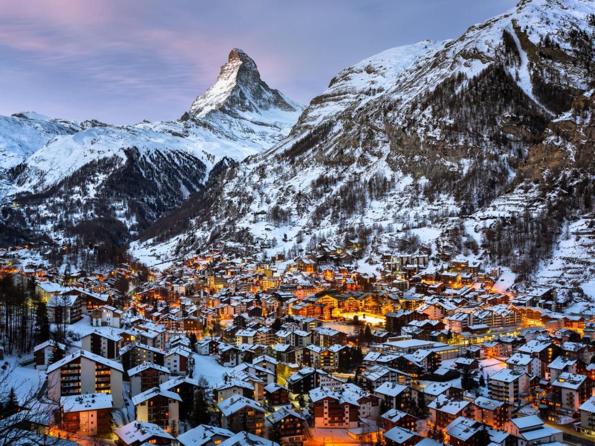 Apartment Lauberhaus Zermatt Bagian luar foto