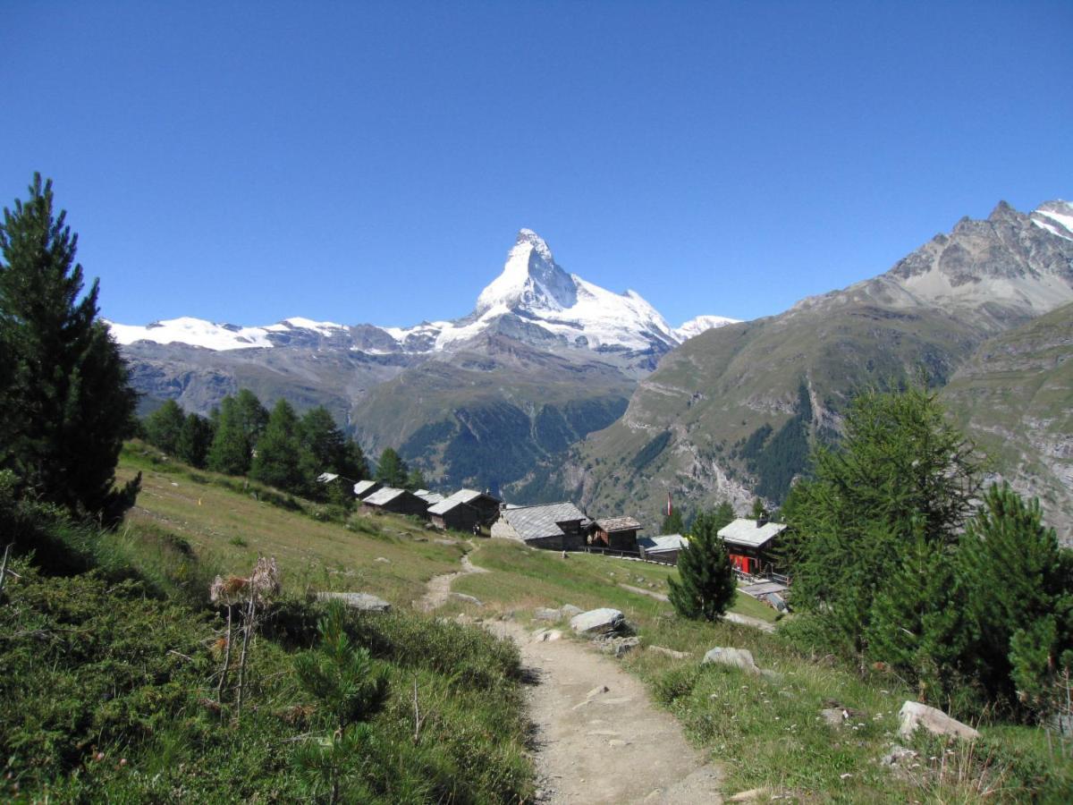 Apartment Lauberhaus Zermatt Bagian luar foto
